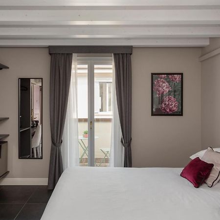 Santarella Guest House Μιλάνο Εξωτερικό φωτογραφία